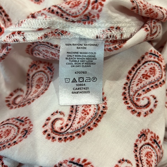 Red, pink, white parsley top - Picture 3 of 5